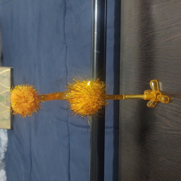 Ostrich Pen - Picture 4 of 5